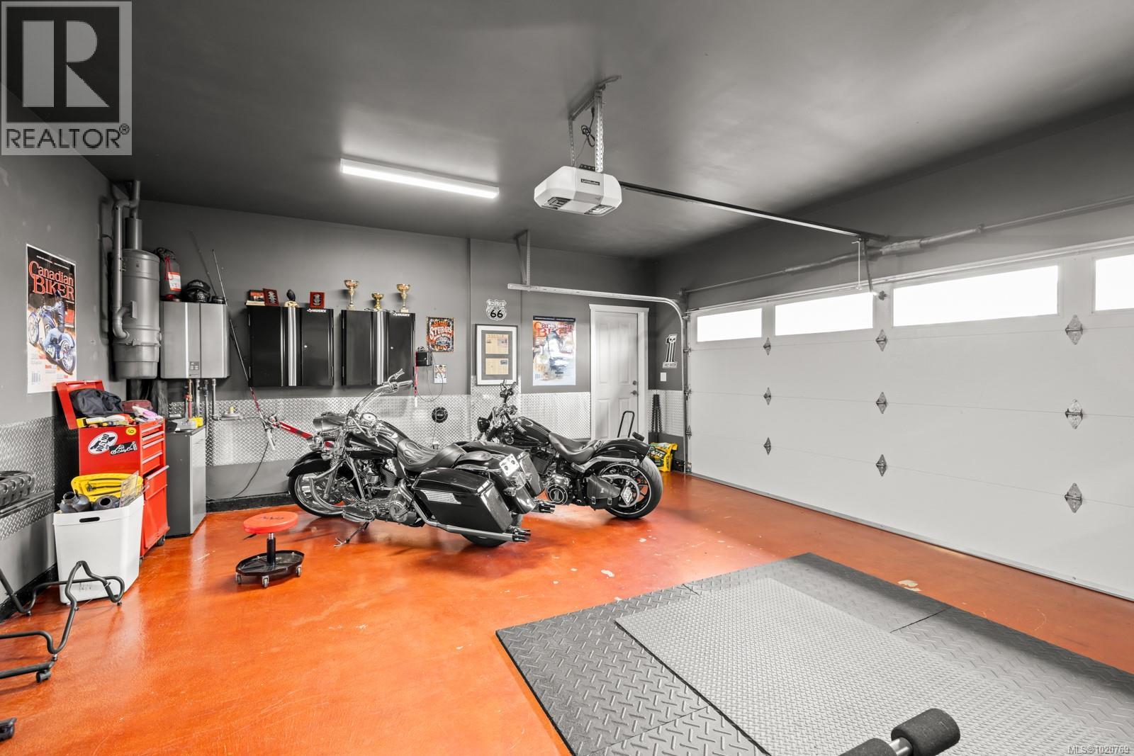 2486 Anthony Pl, Sooke