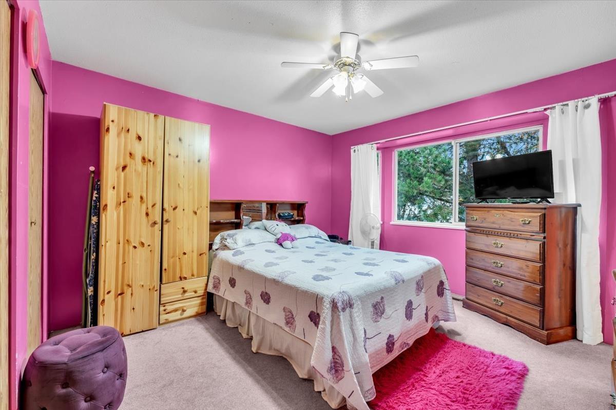 16059 93 AVENUE, Surrey