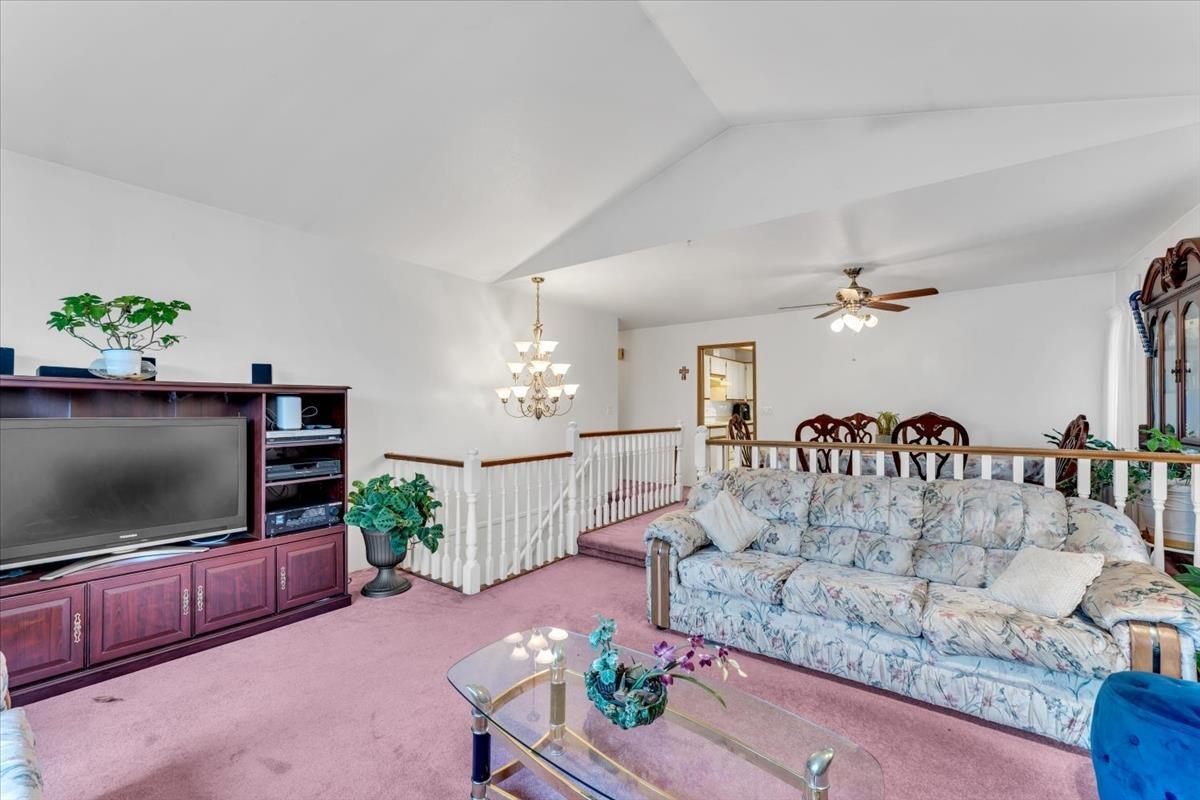 16059 93 AVENUE, Surrey