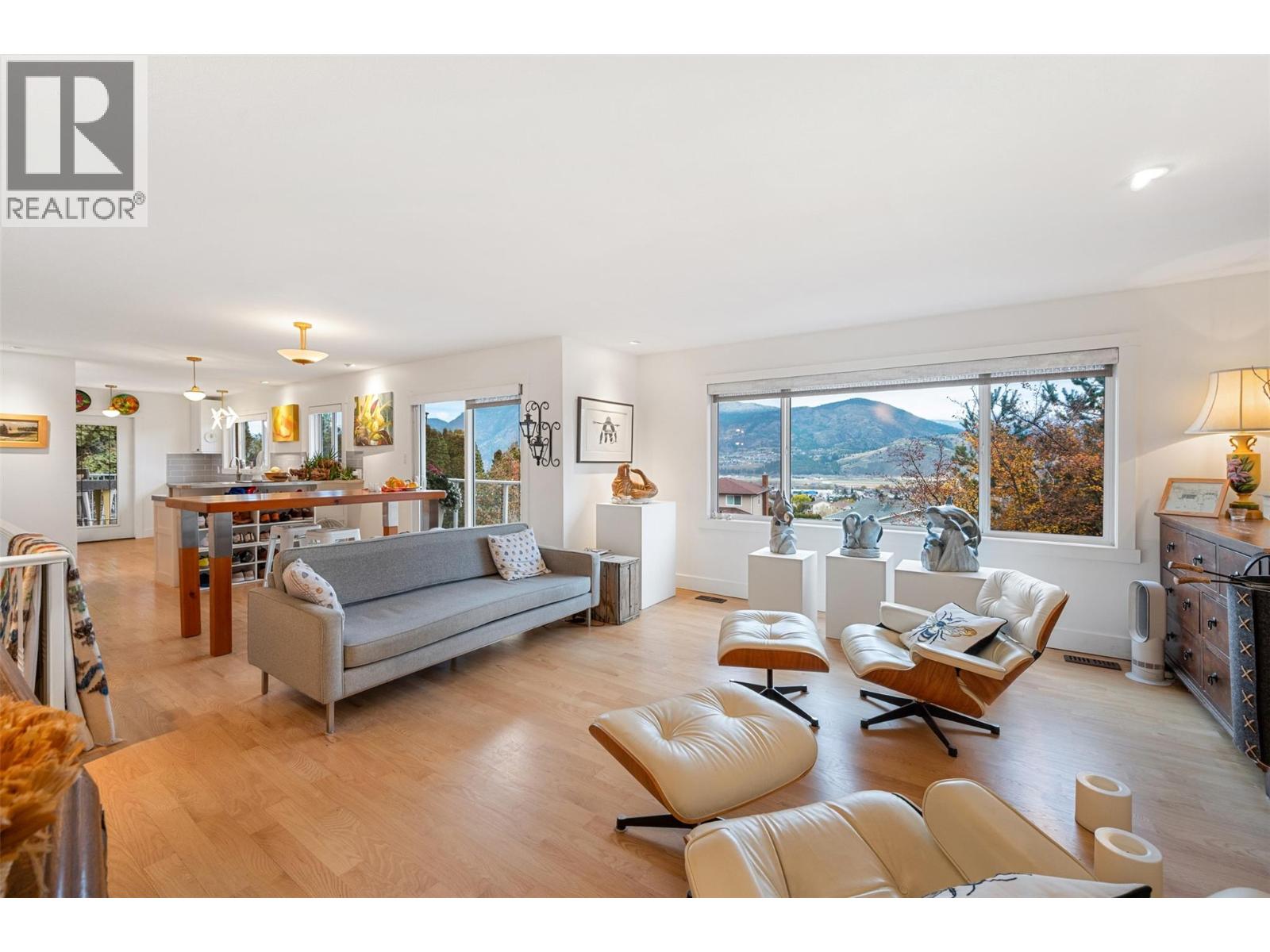 162 DARTMOUTH Place, Penticton