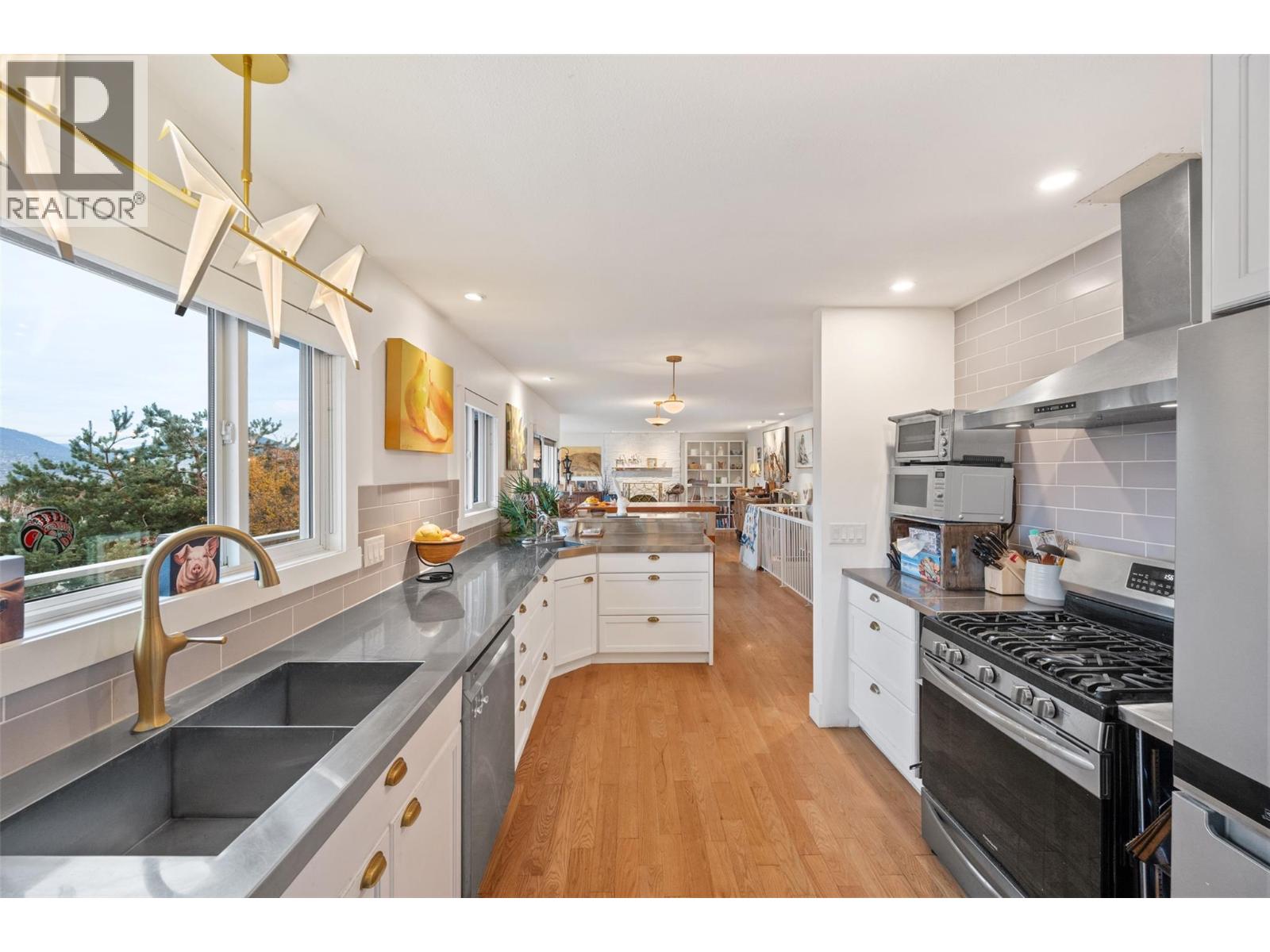 162 DARTMOUTH Place, Penticton