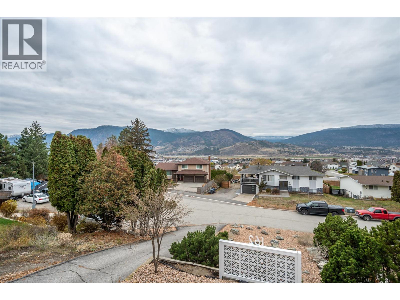 162 DARTMOUTH Place, Penticton