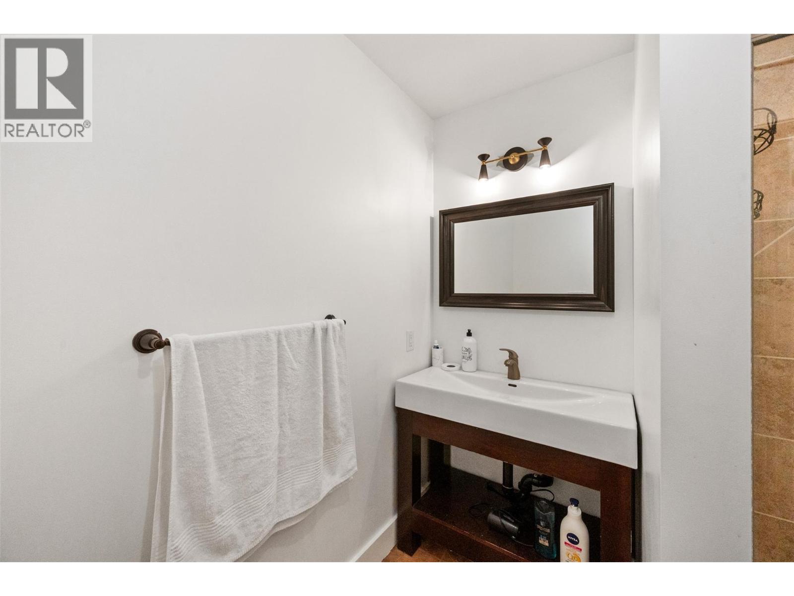 162 DARTMOUTH Place, Penticton