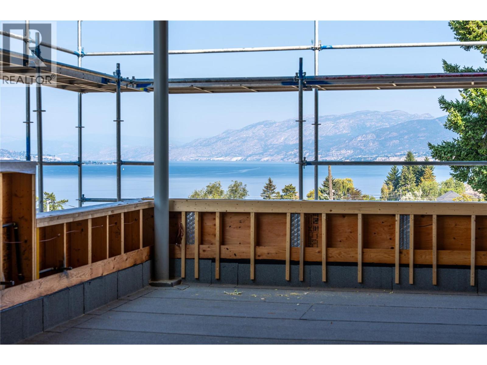 765 Westminster Avenue E, Penticton