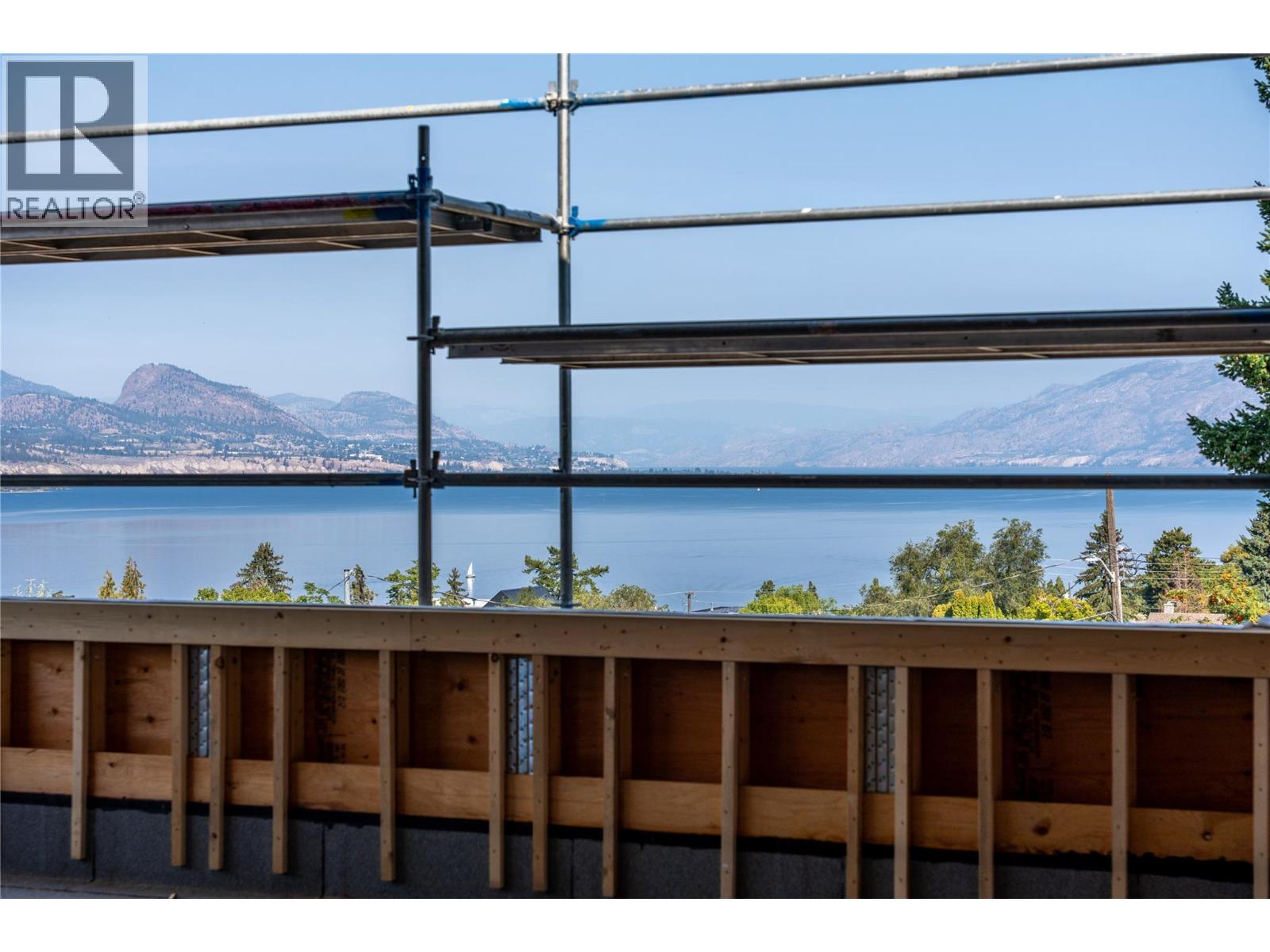 765 Westminster Avenue E, Penticton