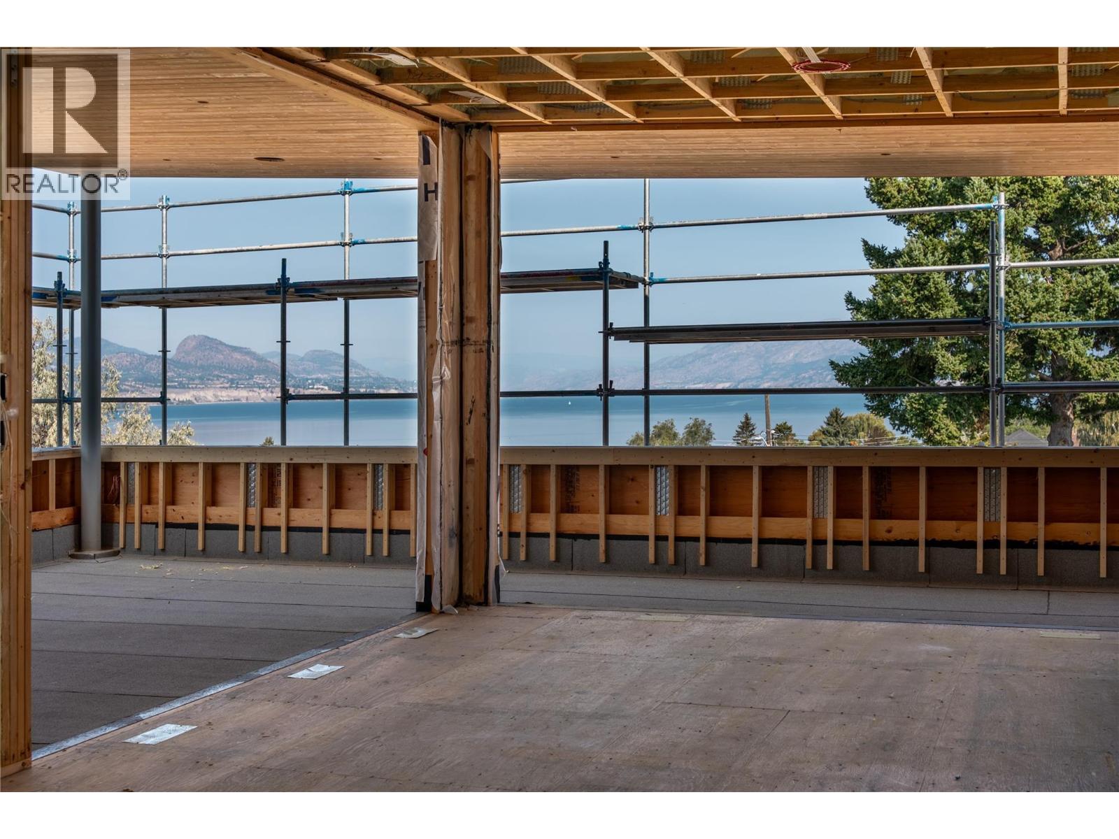 765 Westminster Avenue E, Penticton