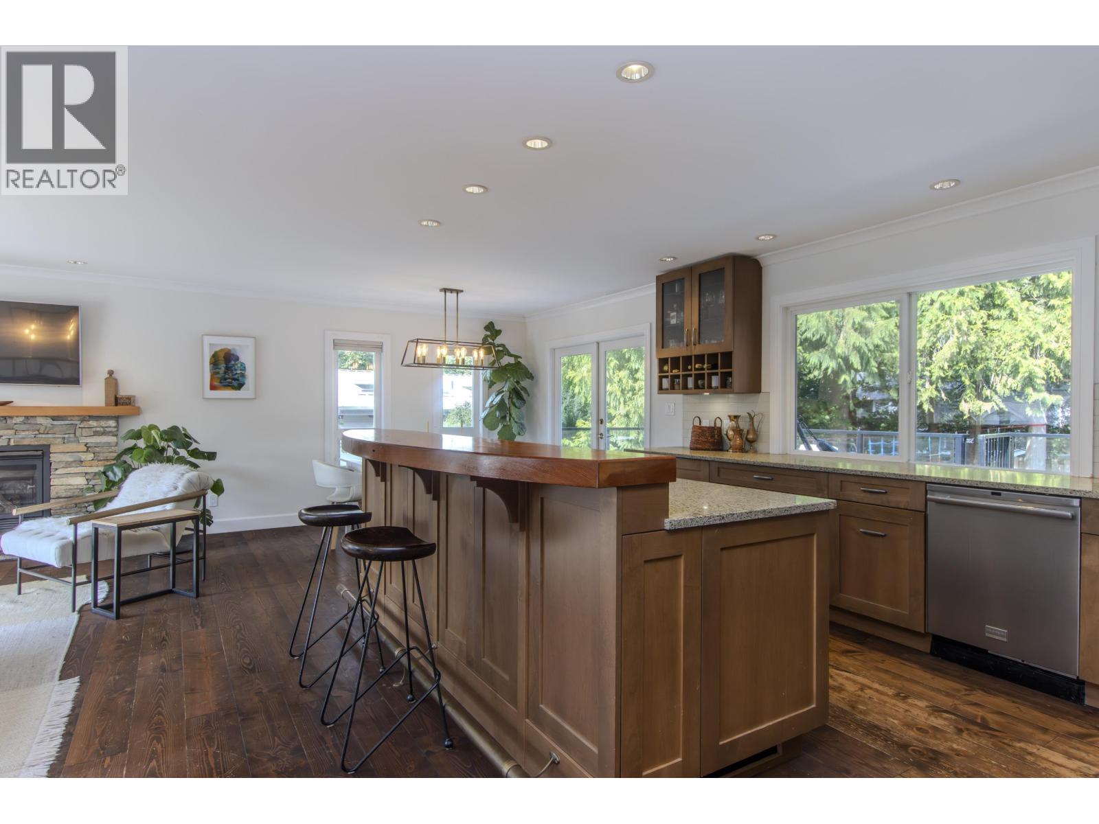 40211 KINTYRE DRIVE, Squamish