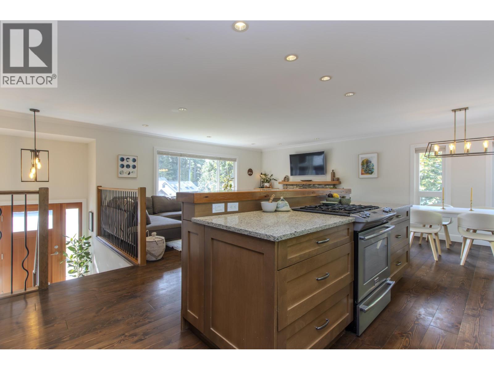 40211 KINTYRE DRIVE, Squamish