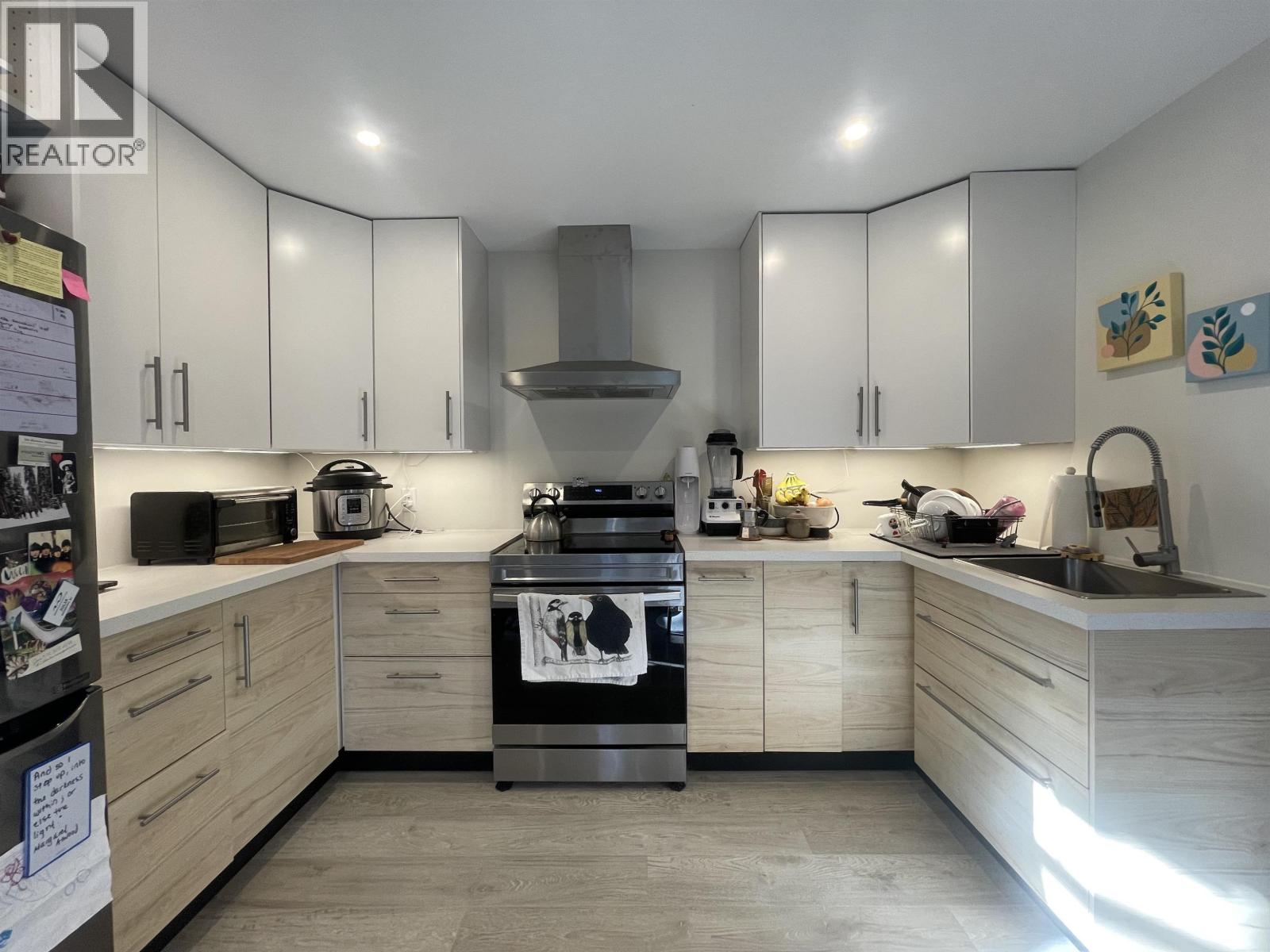 40211 KINTYRE DRIVE, Squamish