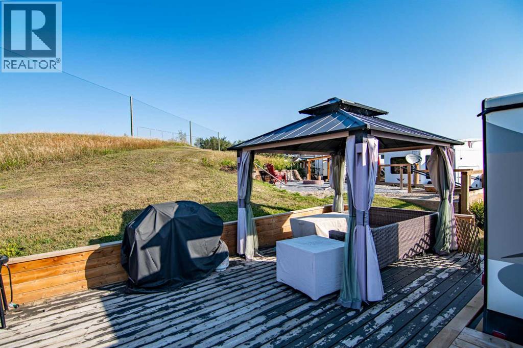 25054 South Pine Lake Road, Rural Red Deer County