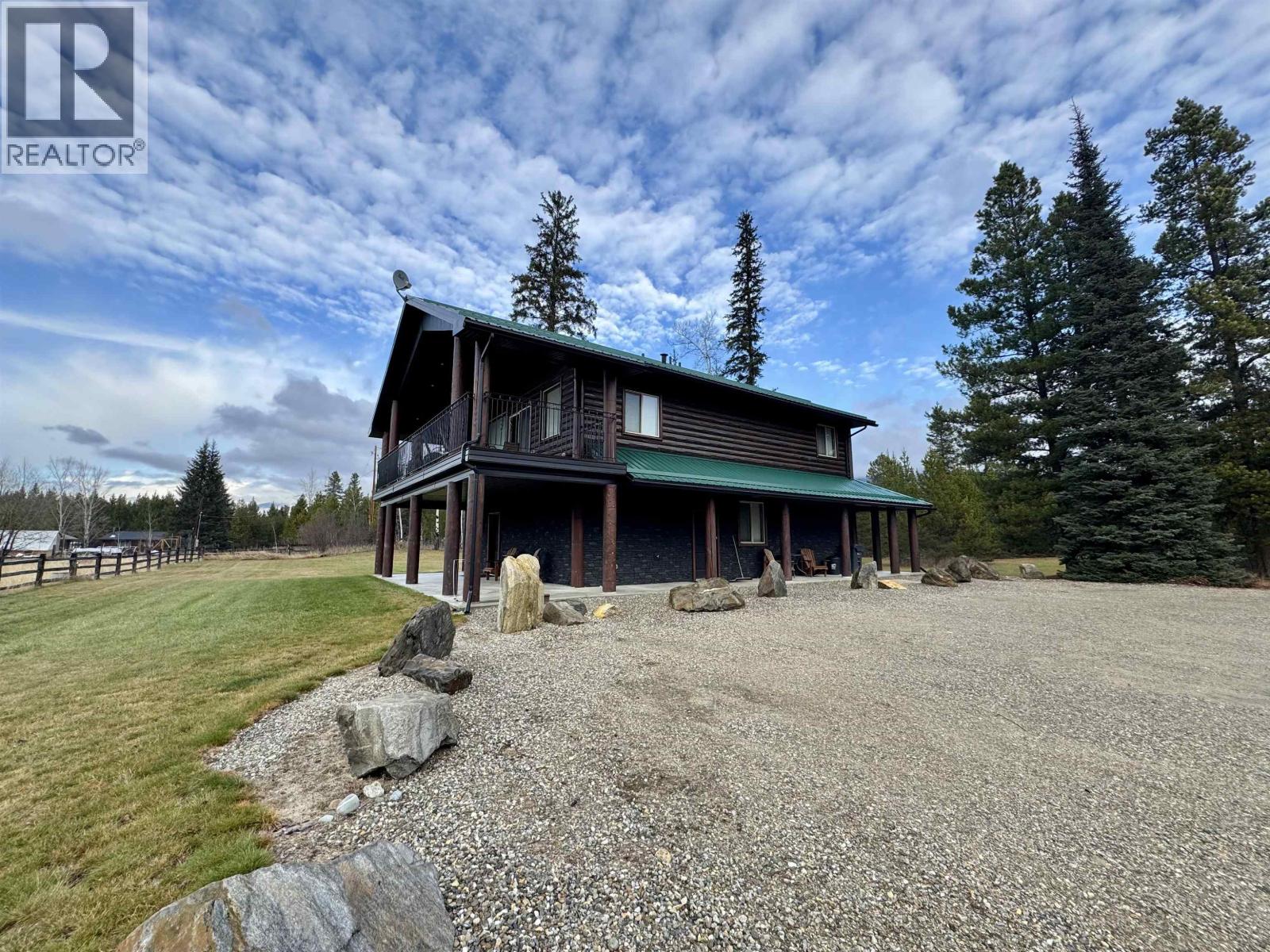 1495 KING ROAD, Valemount
