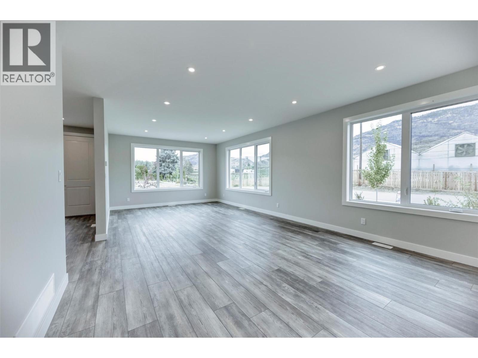 3 Wood Duck Way, Osoyoos