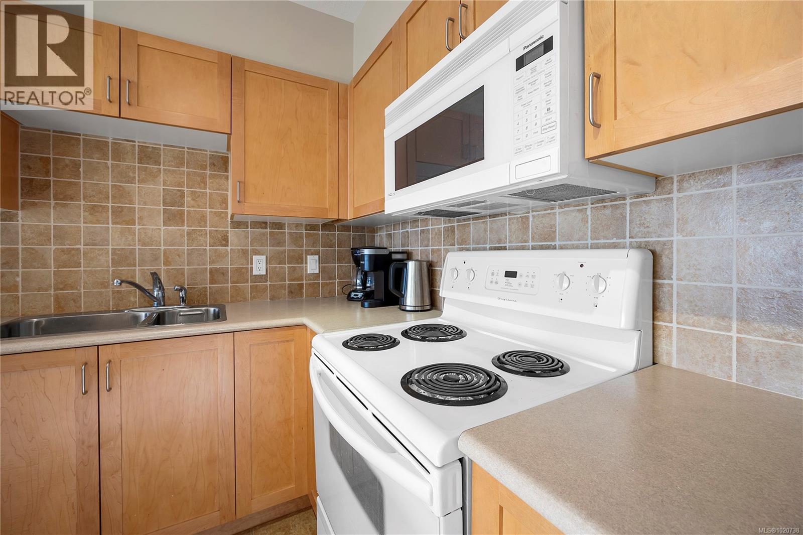 301 1280 Alpine Rd, Courtenay