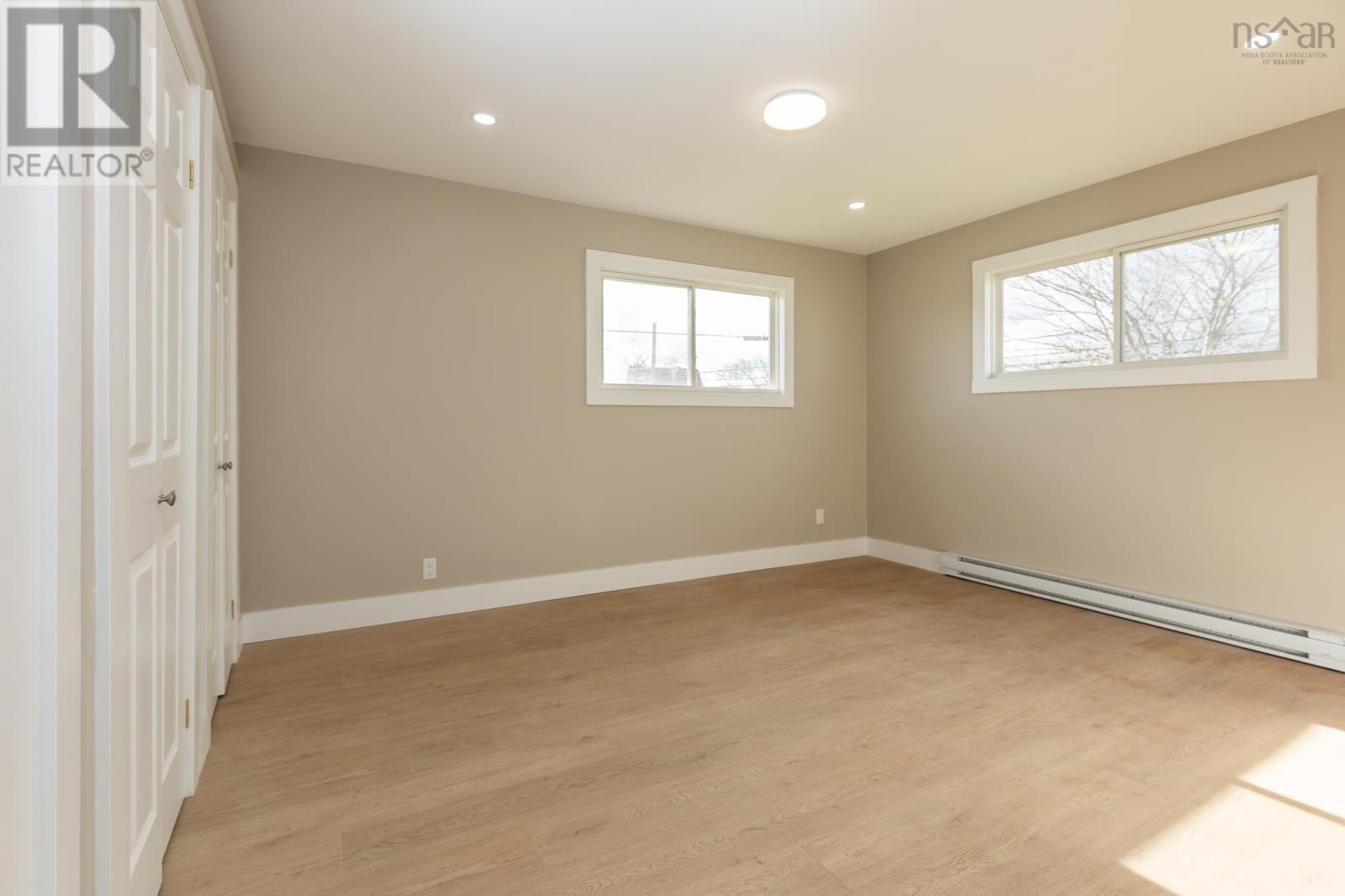 Property 15 of 29 of 2 Huntington Street