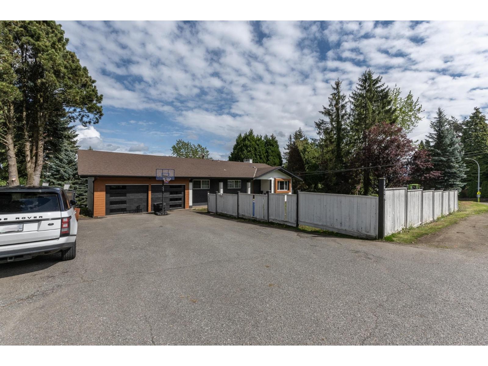 2802 UPLAND CRESCENT, Abbotsford