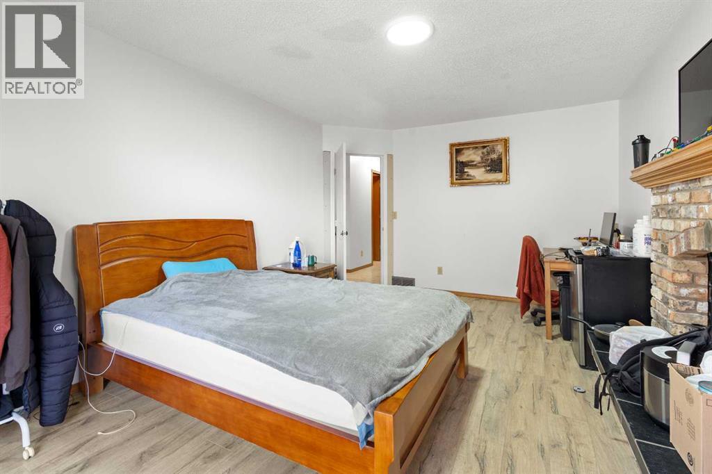 Single Family House for Sale in  Scenic Cove Circle NW Scenic Acres Calgary 