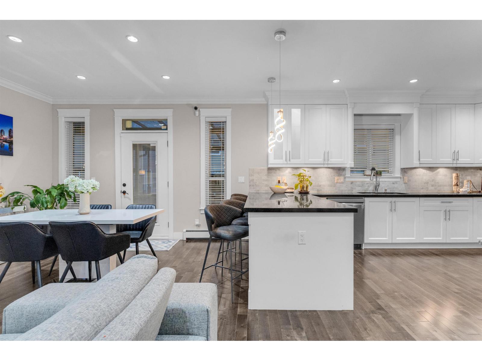 21161 80A AVENUE, Langley