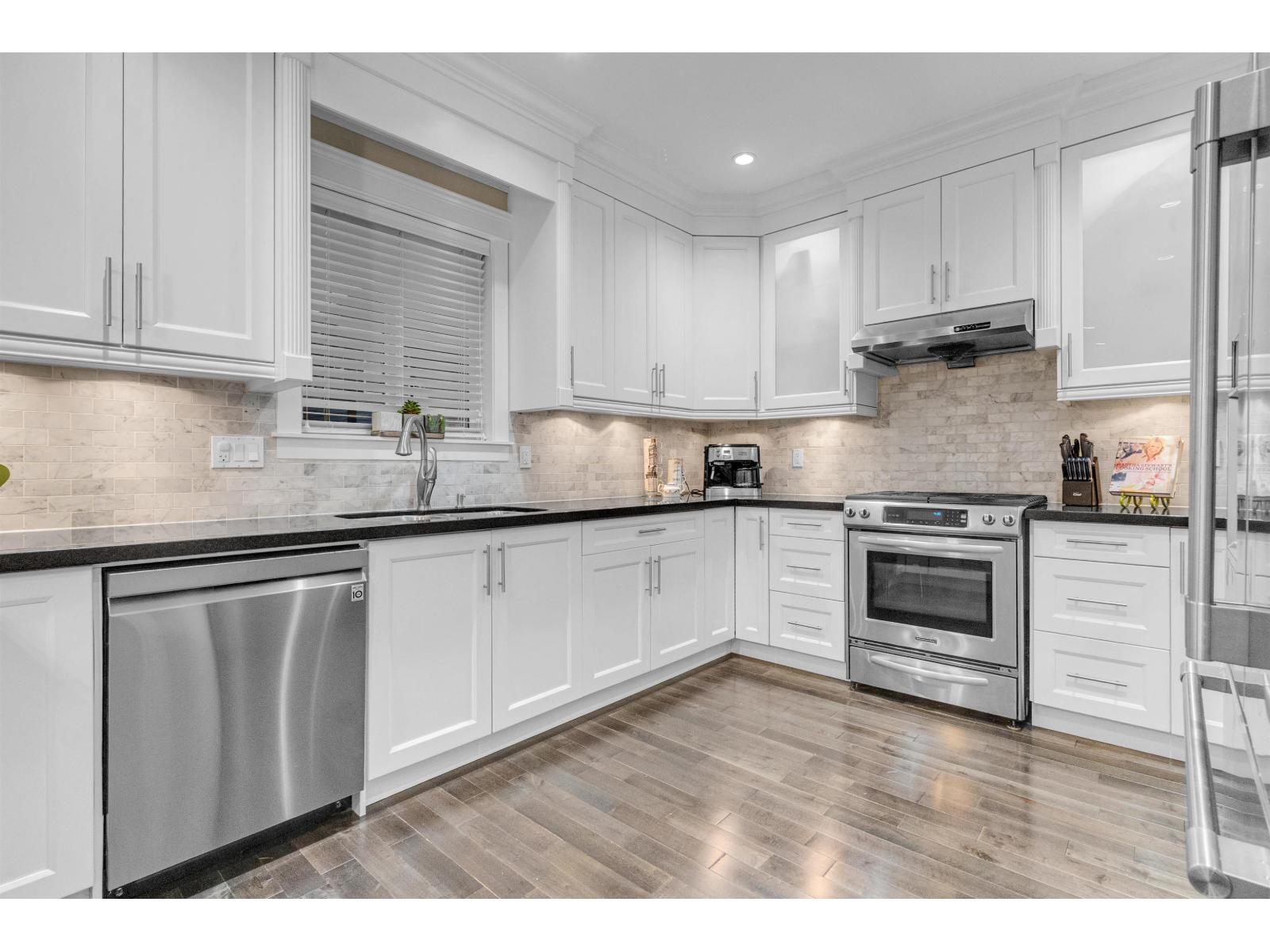 21161 80A AVENUE, Langley