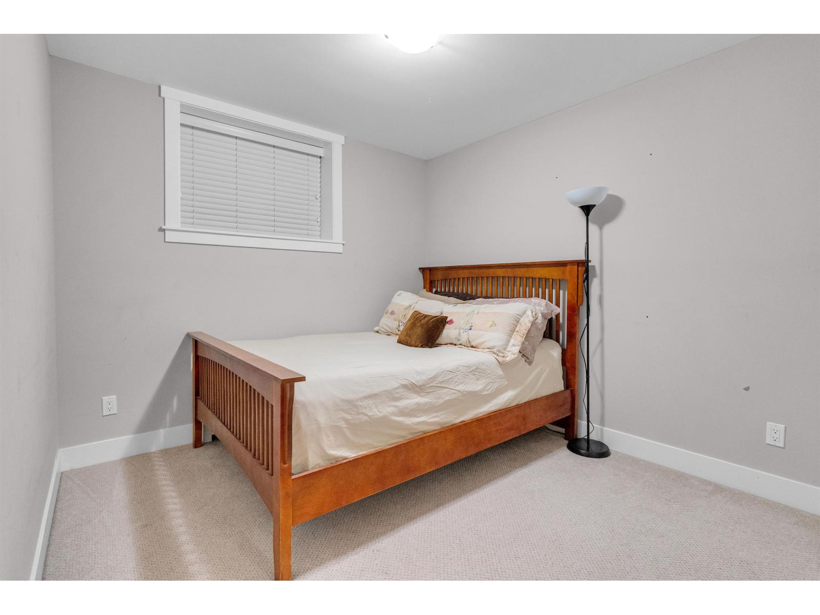 21161 80A AVENUE, Langley