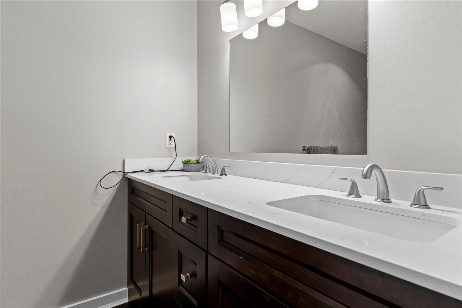 6279 SILVERTHORNE ROAD, Sardis South, Chilliwack