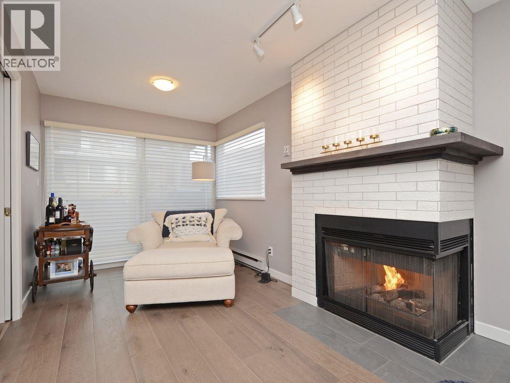 2136 EASTERN AVENUE, North Vancouver