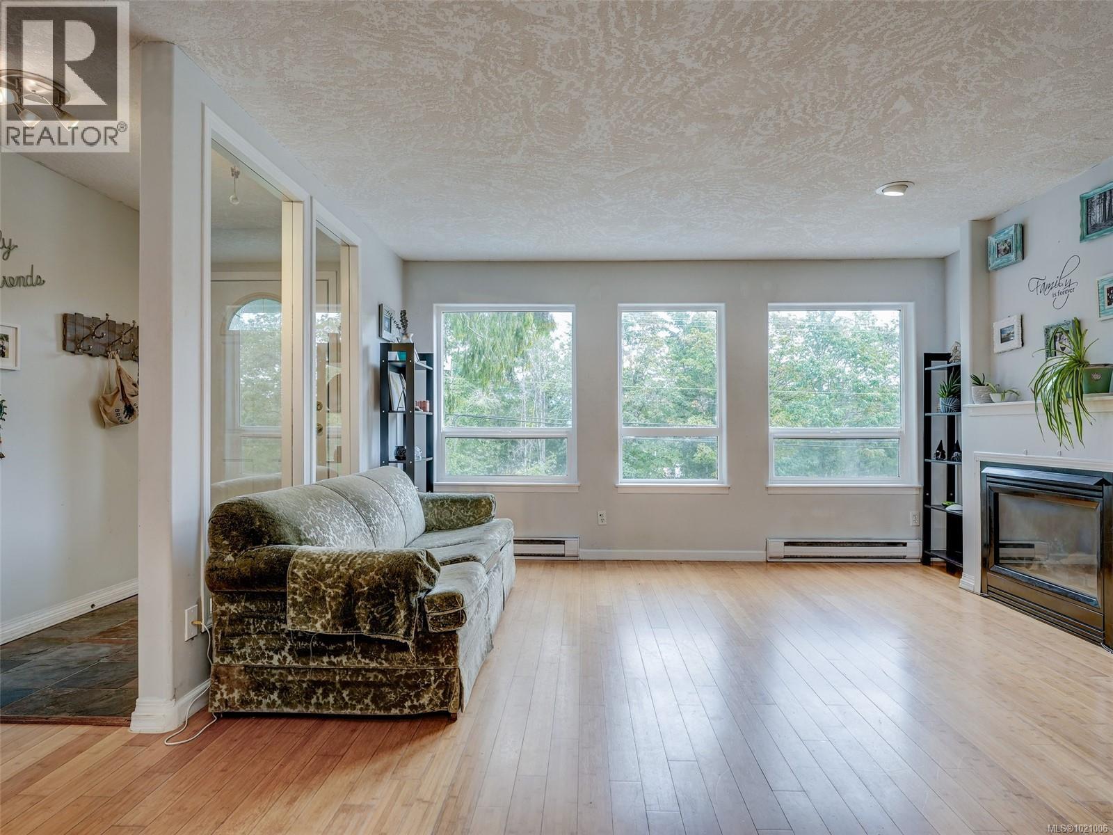 2436 Otter Point Rd - 3