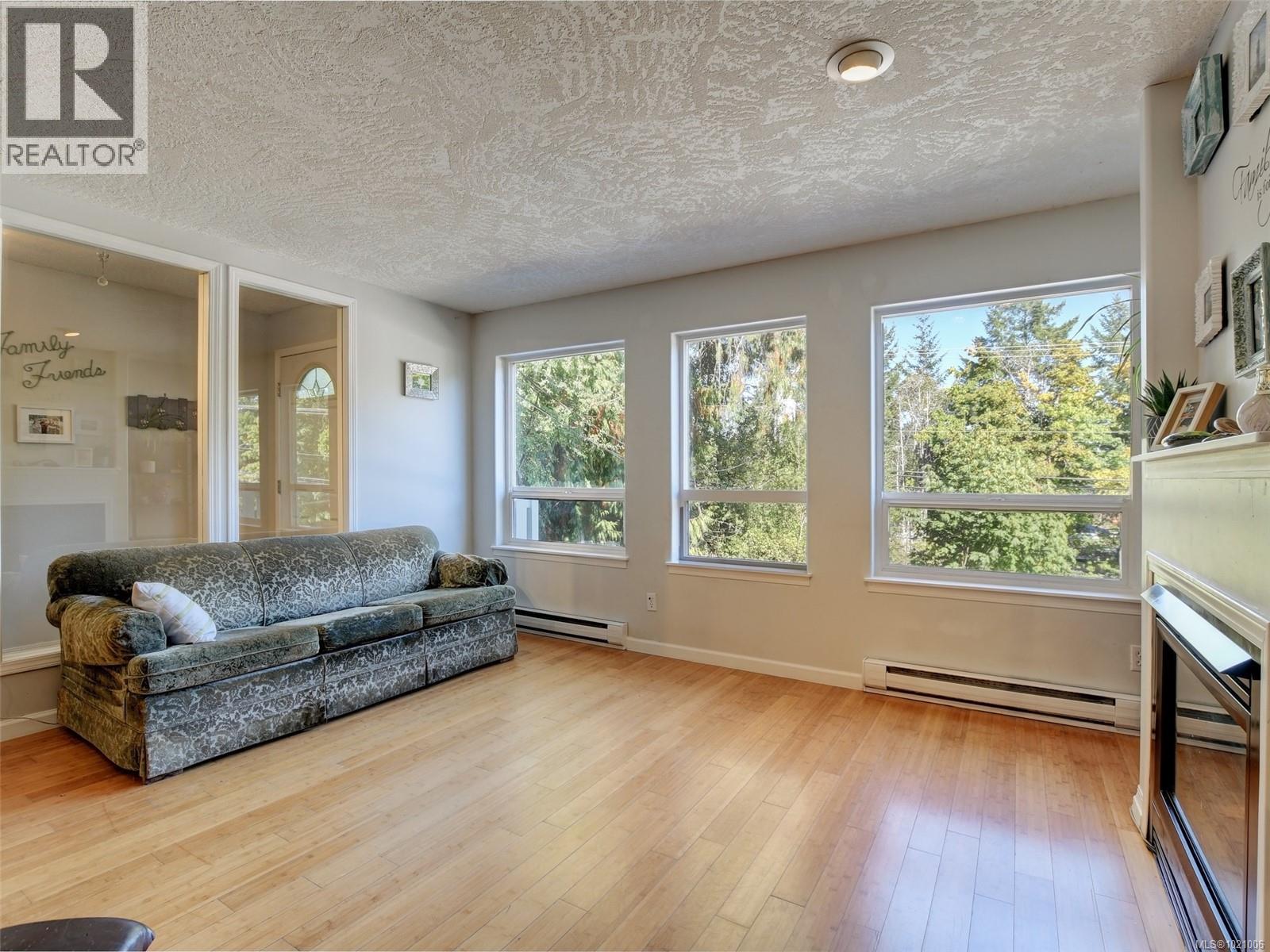 2436 Otter Point Rd - 6