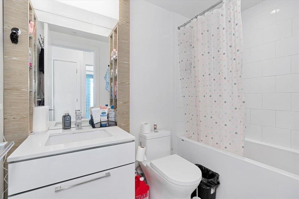 1609 13438 CENTRAL AVENUE, Surrey