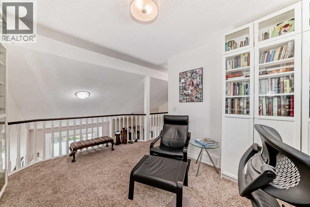 Single Family House for Sale in  Woodfield Road SW Woodbine Calgary 