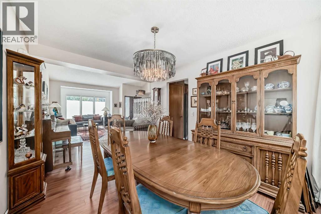 Single Family House for Sale in  Woodfield Road SW Woodbine Calgary 