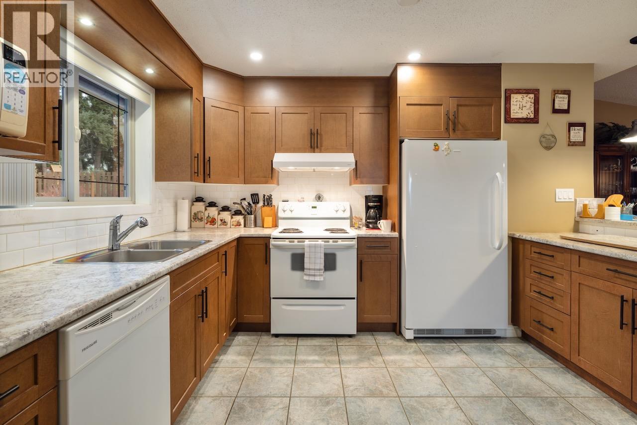 6355 Cardinal Road, Vernon