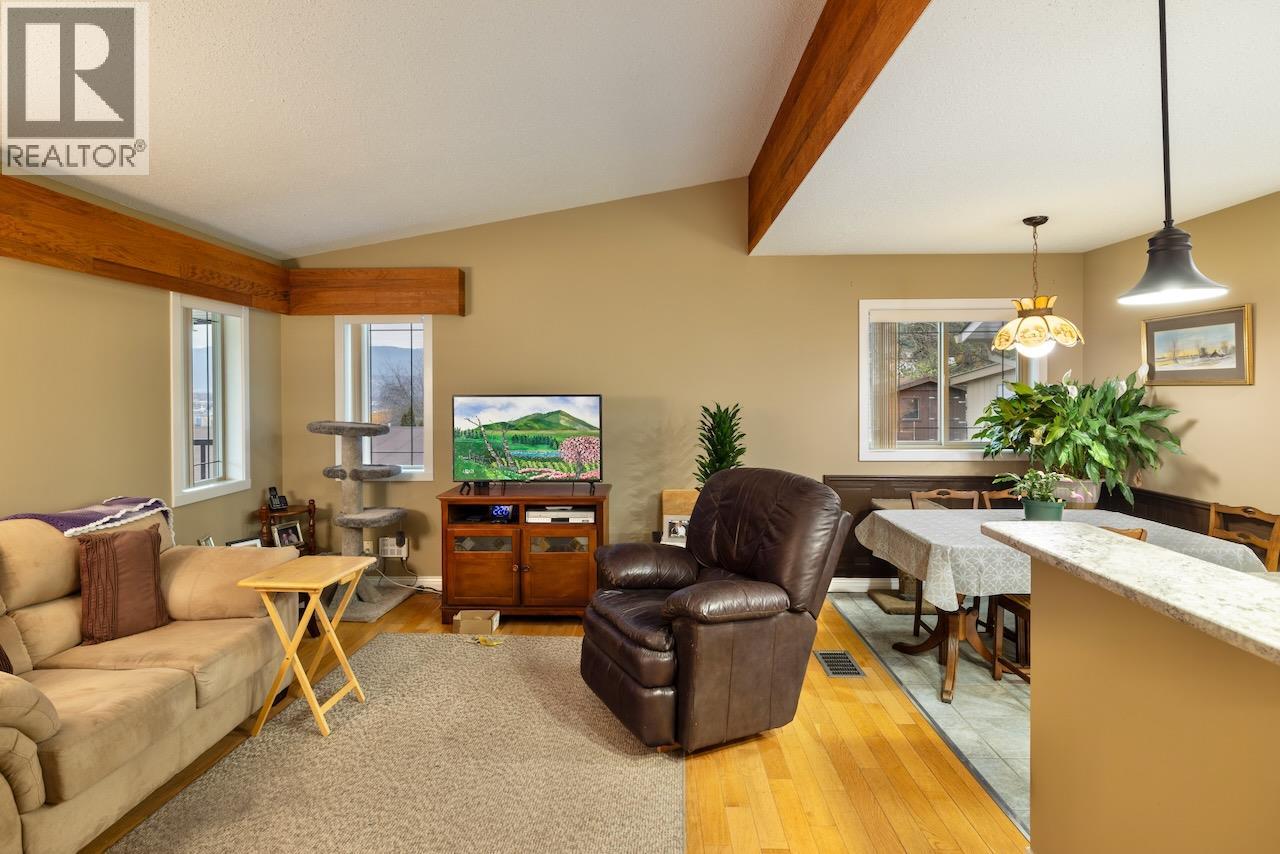 6355 Cardinal Road, Vernon