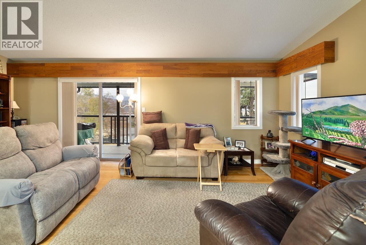 6355 Cardinal Road, Vernon