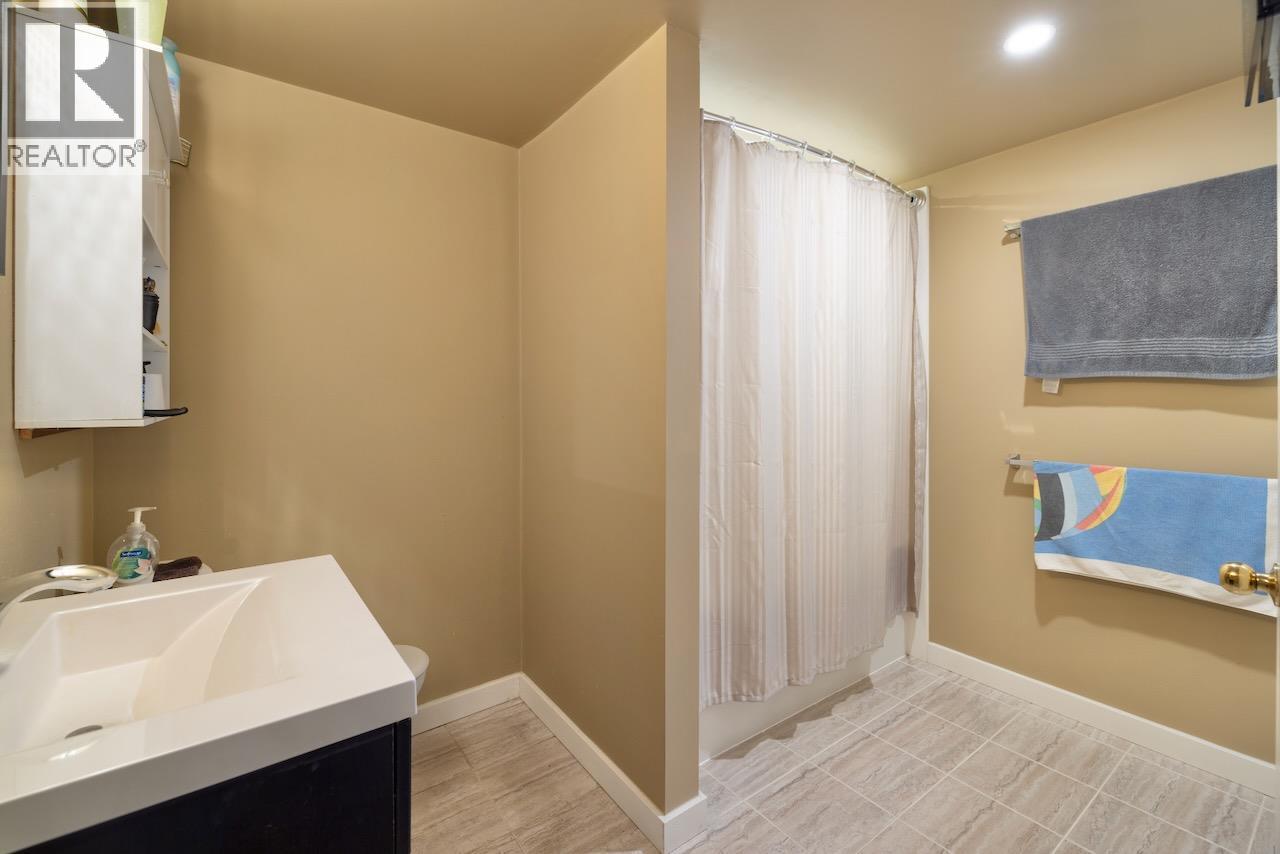 6355 Cardinal Road, Vernon