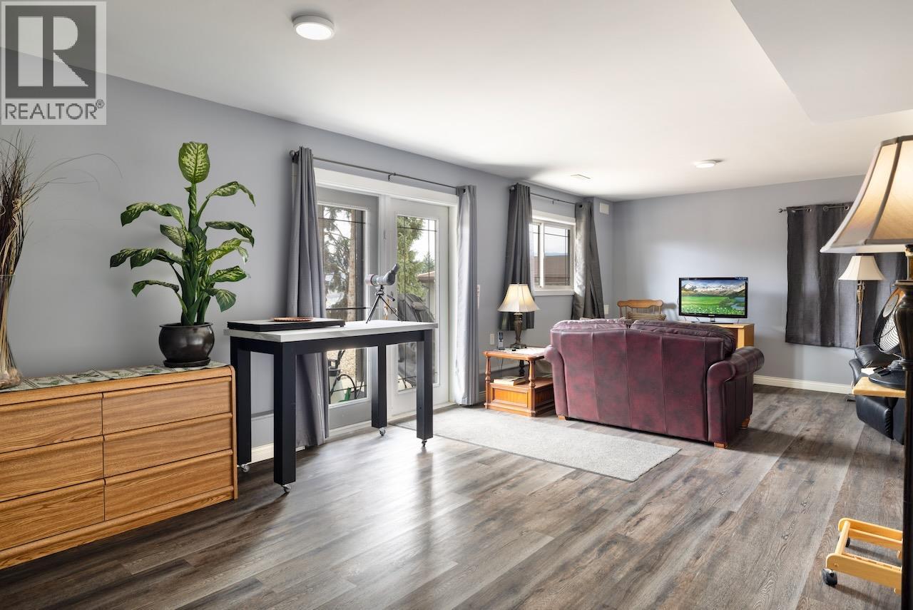 6355 Cardinal Road, Vernon