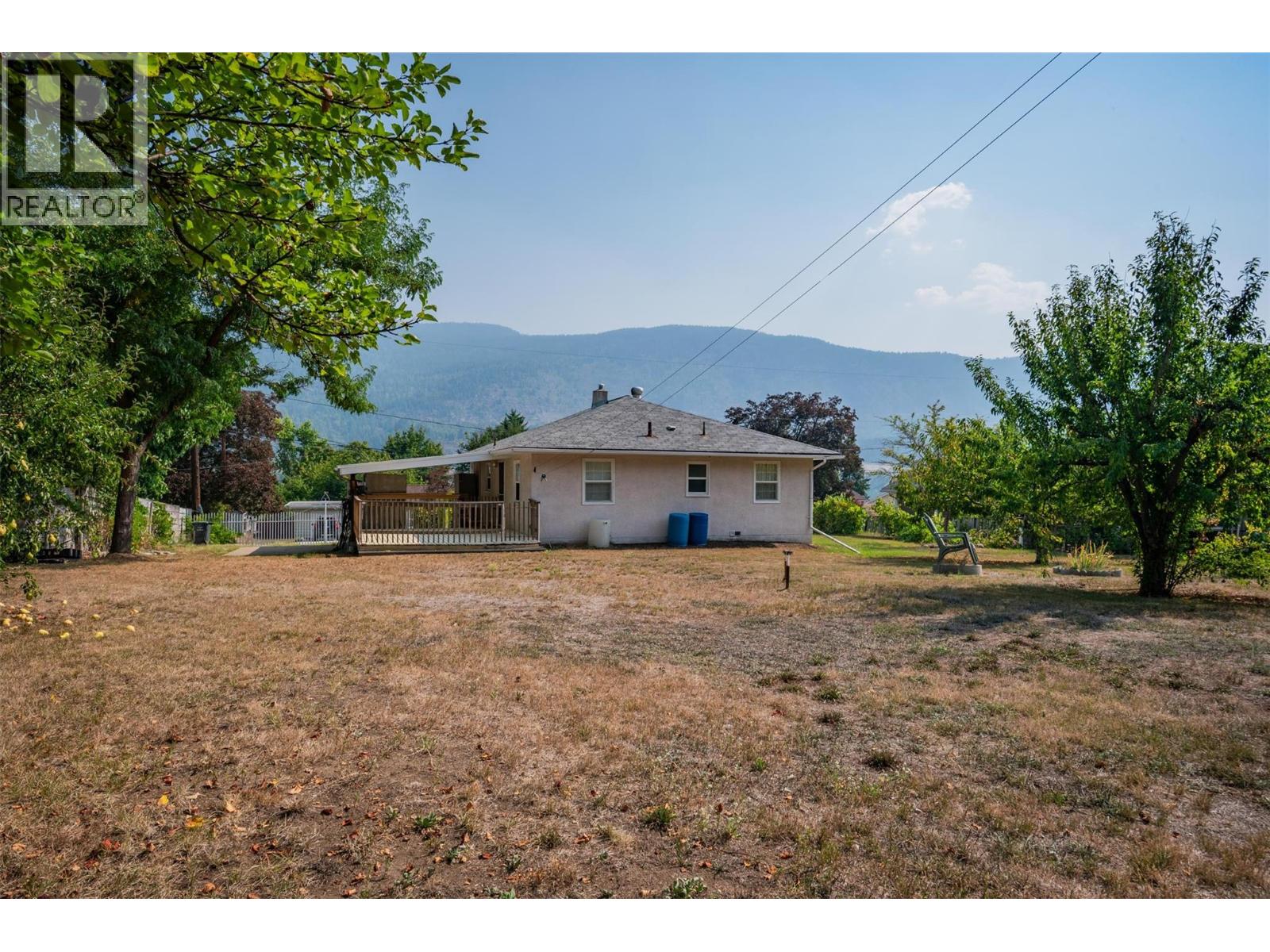 3404 4th Avenue, Castlegar