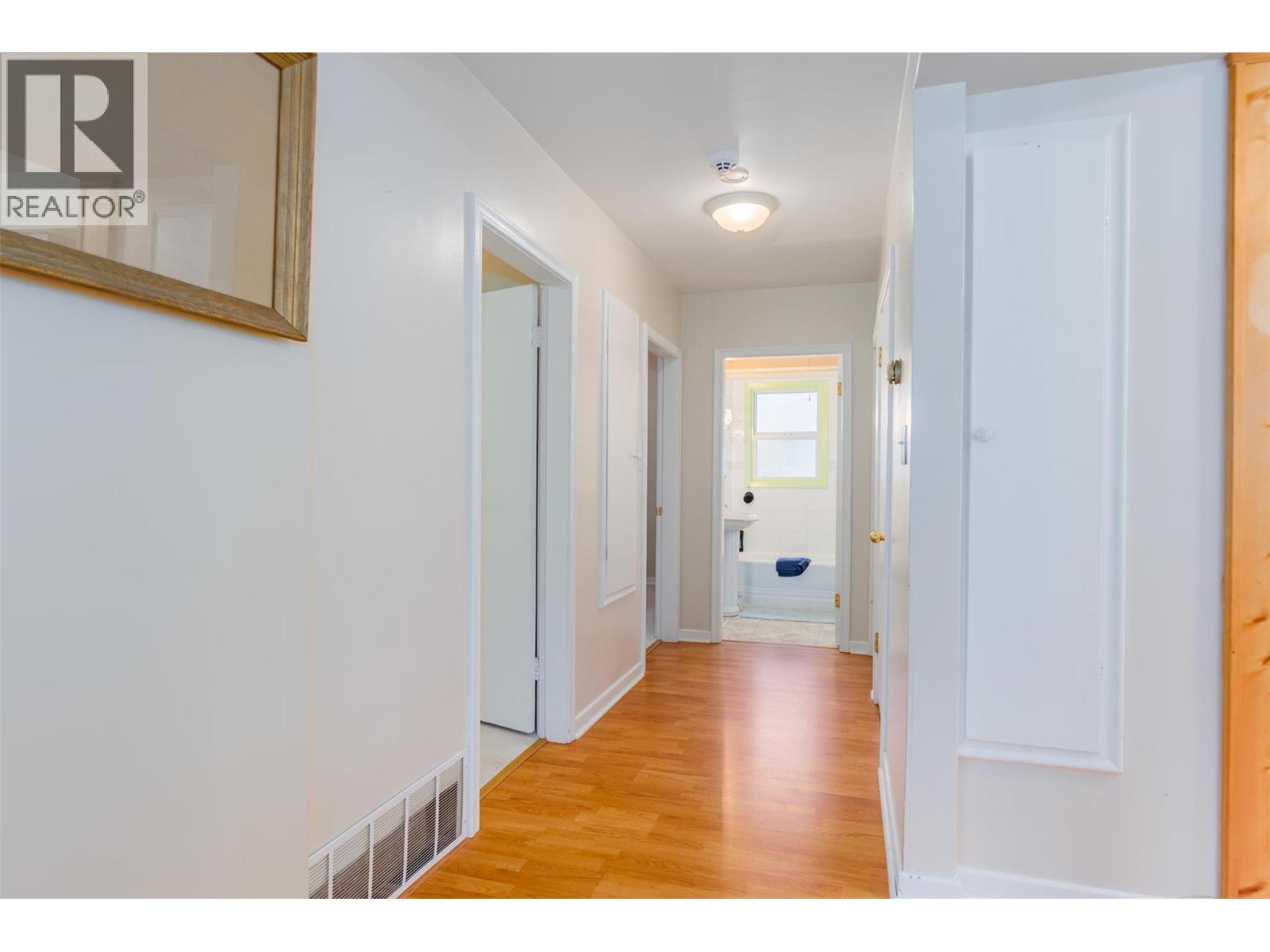 3404 4th Avenue, Castlegar