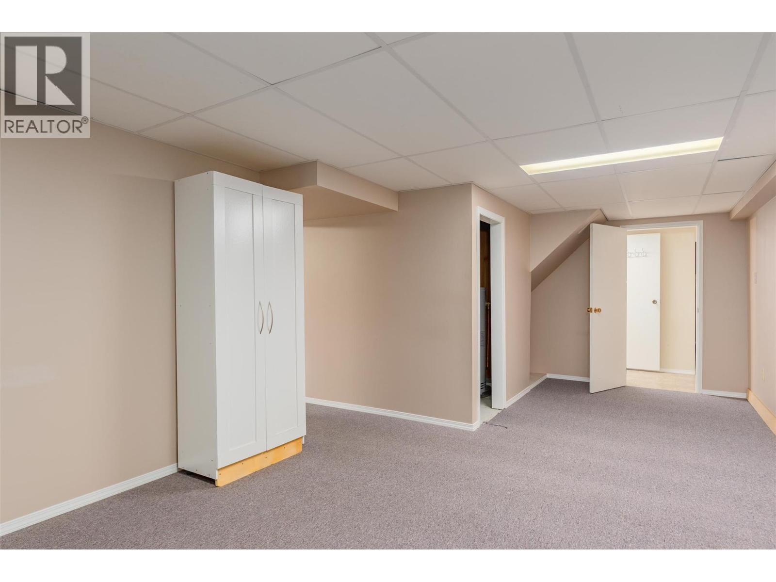 3404 4th Avenue, Castlegar