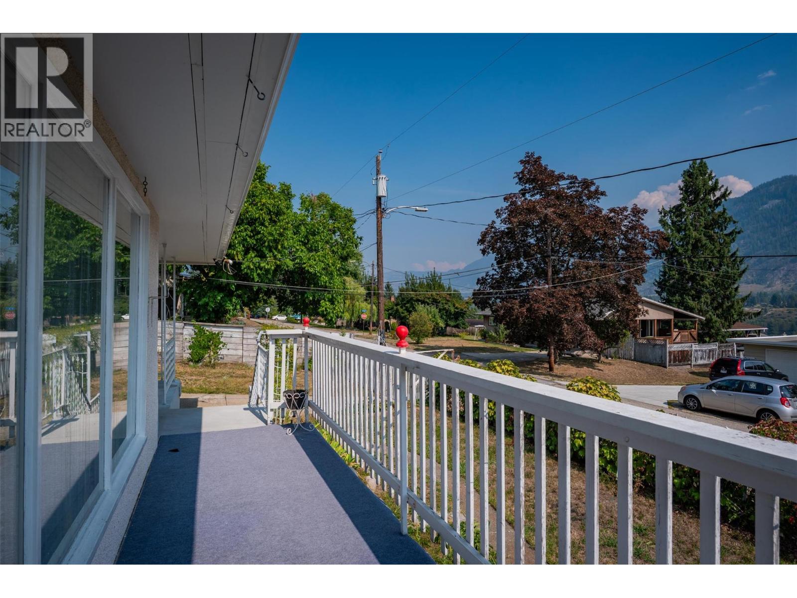 3404 4th Avenue, Castlegar