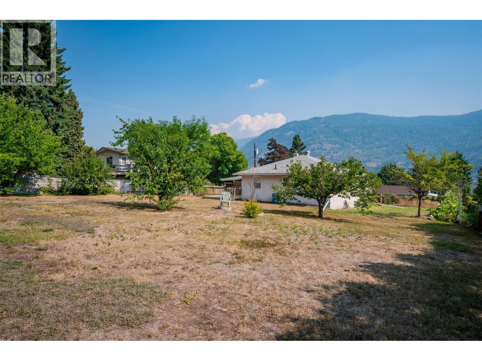 3404 4th Avenue, Castlegar