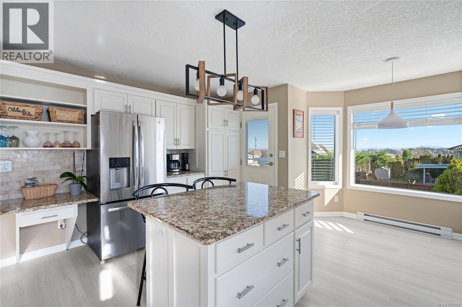 6428 Bella Vista Dr, Central Saanich