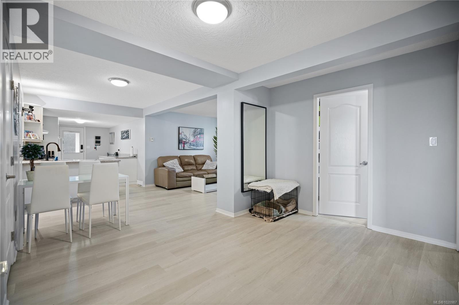 6428 Bella Vista Dr, Central Saanich