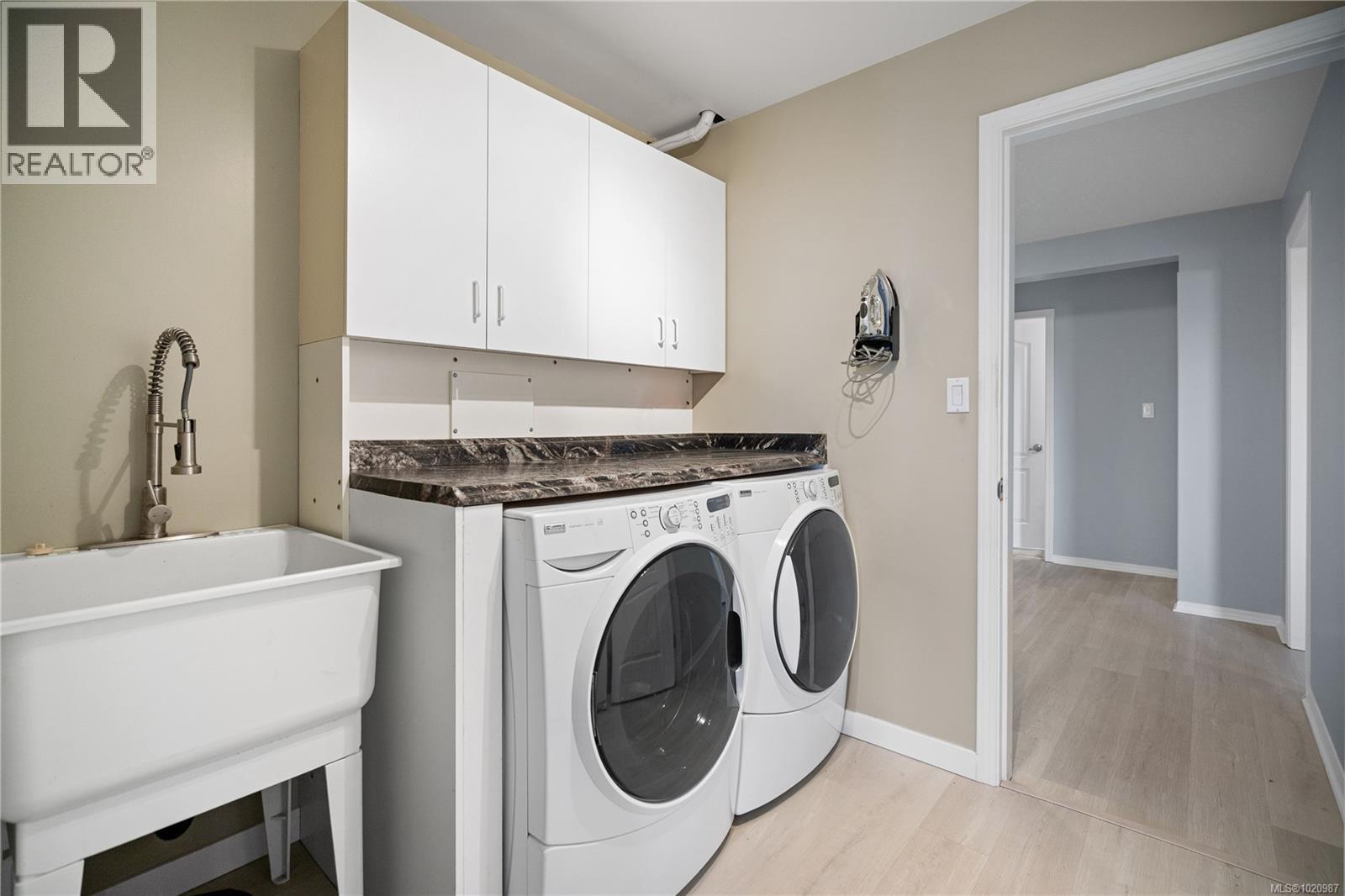 6428 Bella Vista Dr, Central Saanich