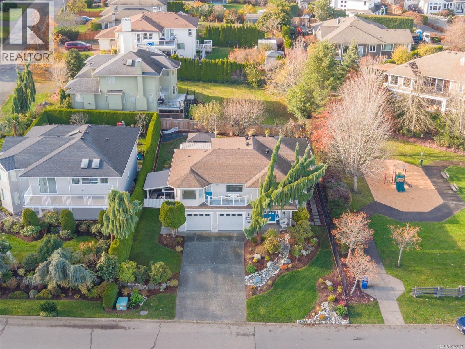 6428 Bella Vista Dr, Central Saanich