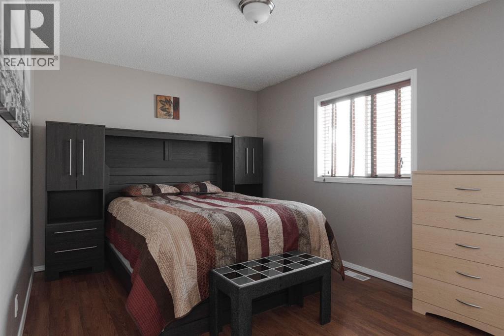 140 Waterhouse Street, Fort McMurray