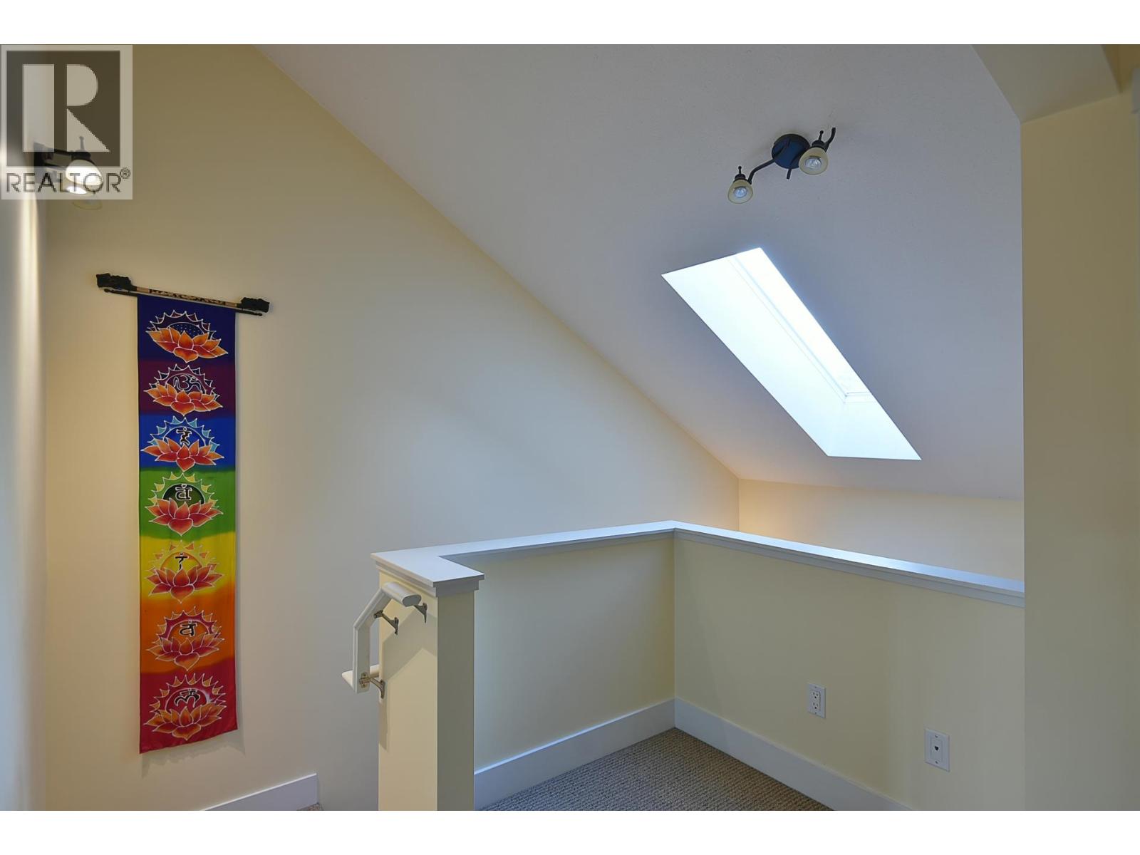 303 5711 EBBTIDE STREET, Sechelt