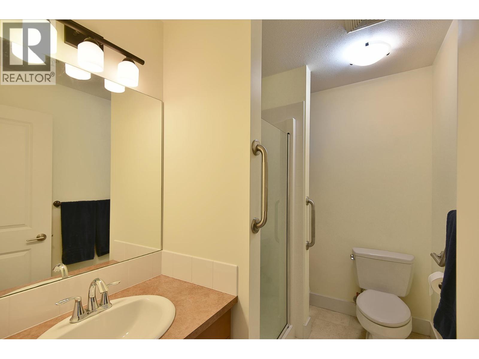 303 5711 EBBTIDE STREET, Sechelt