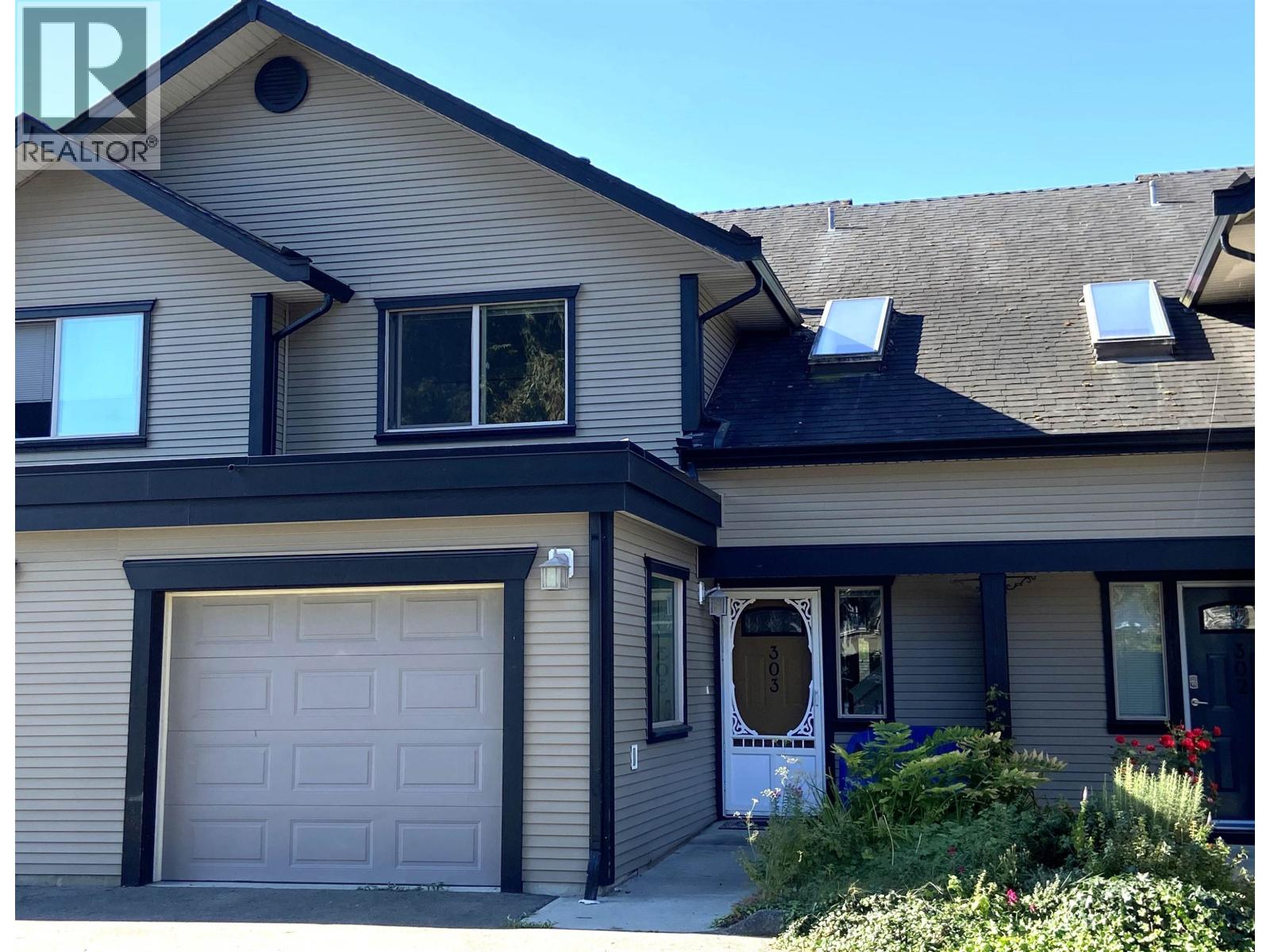 303 5711 EBBTIDE STREET, Sechelt