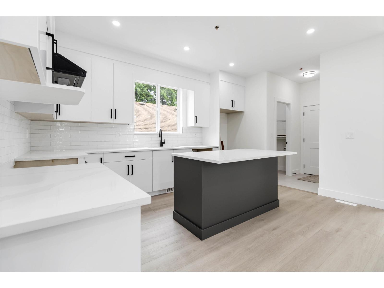 32866 3RD AVENUE, Mission