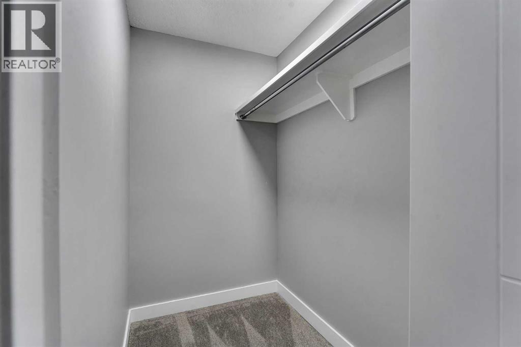 Single Family House Bungalow for Sale in  Fordham Crescent SE Forest Heights Calgary 